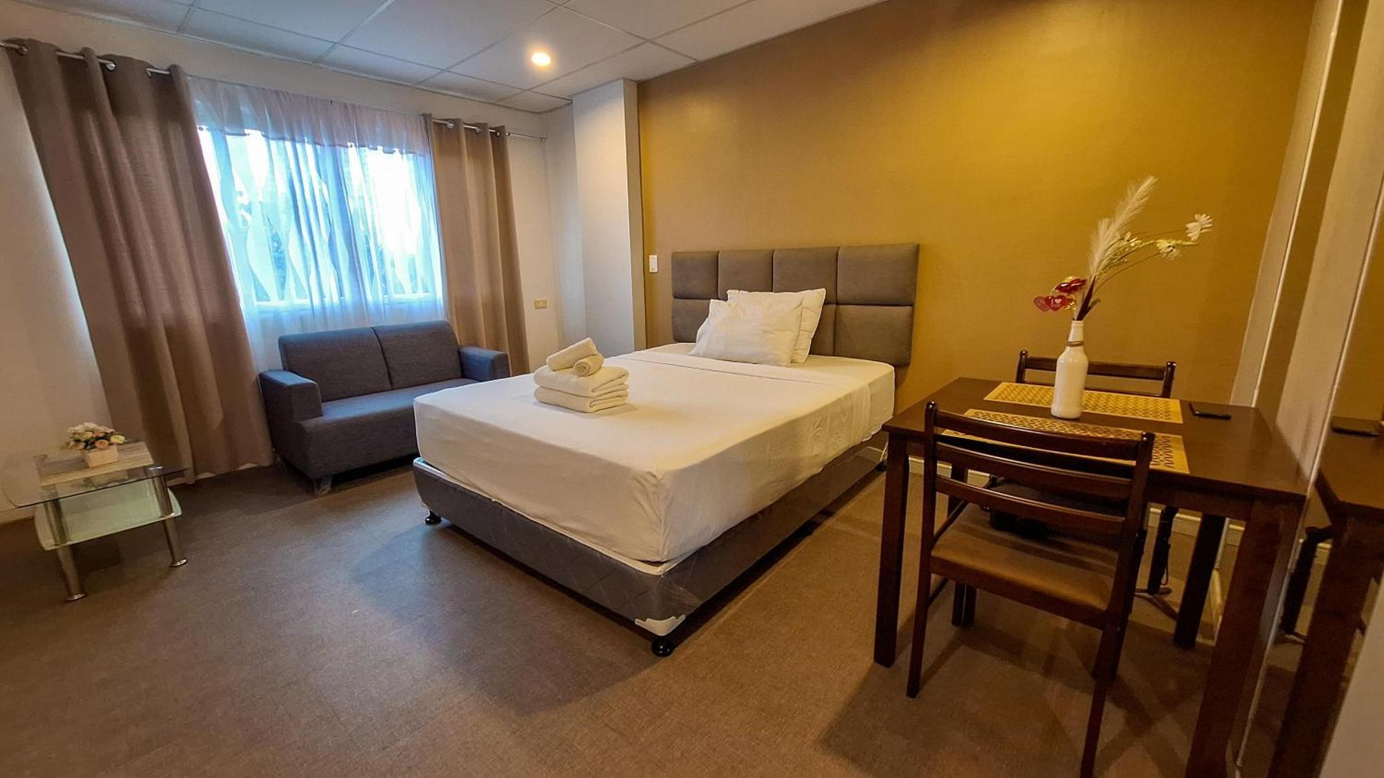 Smart Condominium Bldg, Cagayan De Oro City Buitenkant foto